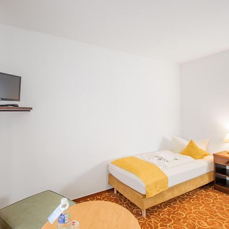 Hotel Garni Zwickau-Mosel Mulsen Room photo
